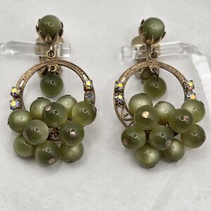 Vintage Lucite Moonglow Cluster Grape Beaded Chandelier Earrings Gold Tone